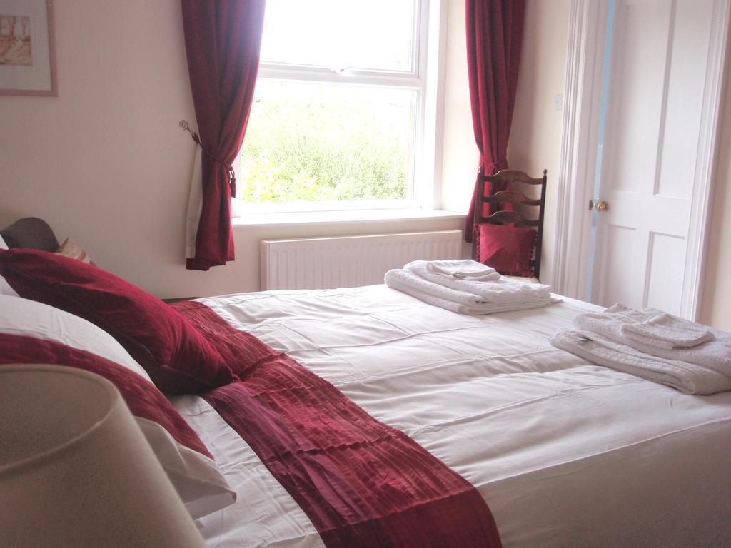 Bed and Breakfast Weston House Bampton  Номер фото