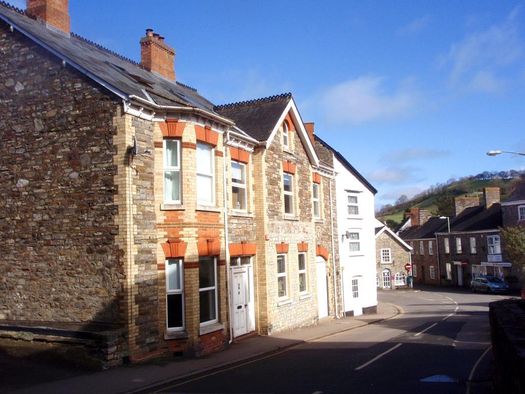 Bed and Breakfast Weston House Bampton  Экстерьер фото