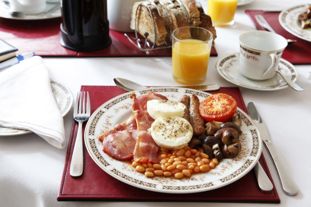 Bed and Breakfast Weston House Bampton  Экстерьер фото